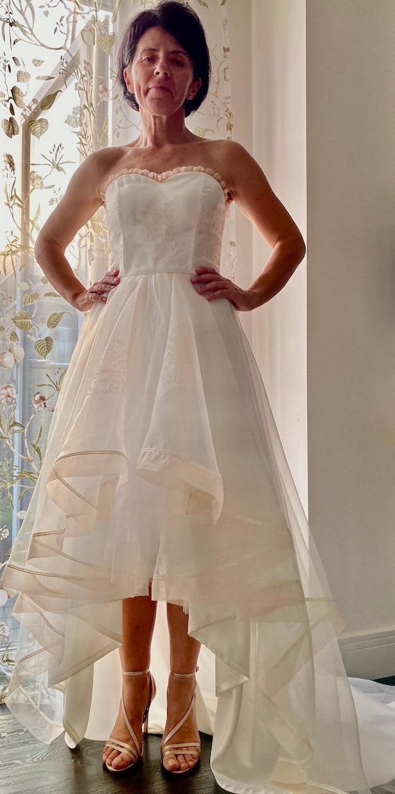 high low organza wedding dress Organza Satin Fashion Wedding Dresses With Detachable Puffy Sleeves -