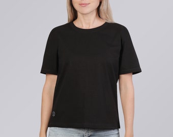EASTBOUND - T-SHIRT, Organic cotton women's t-shirt / White, Black / soft vegan t-shirt/ basic t-shirt / oversize