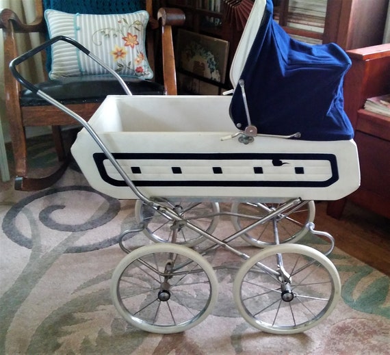 double pram for twins