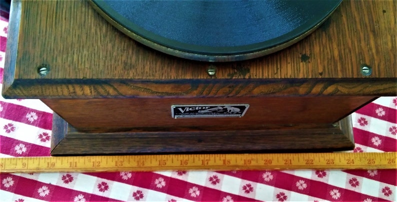 Phonograph Player Works Great! Antique VV-IV Victor Talking Machine
