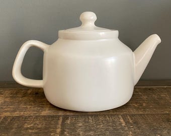 McCoy Teapot Creamy White Model 163 Matte Finish Vintage Farmhouse