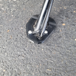 kickstand shoe for 2020 BMW g310r / side stand / puck / pad