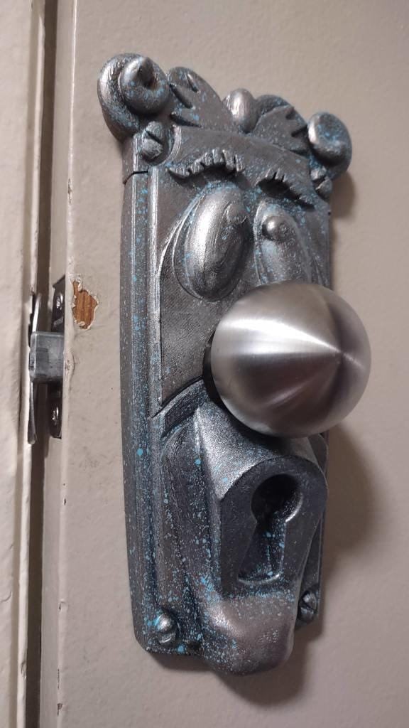 Fantasy Doorknob Surround / ready to paint