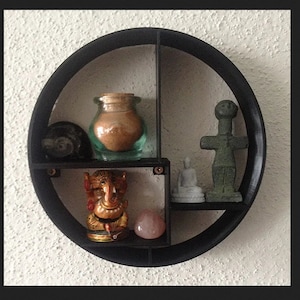 Round Shelf / Wall Shelf / Table / Desk / Boho / Decor / Decorations / Collection / Aesthetic / Minimalist / Minimalism