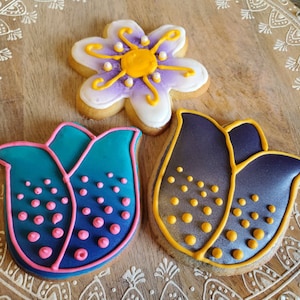 Tulip flower cookie cutter