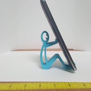 Smiling Person Phone Stand 2 / 3D Printed