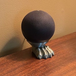Echo Dot 4 Claw Foot Pedestal