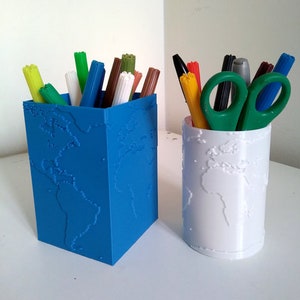 3D Printed Earth Pen Holder: Desk Organizer
