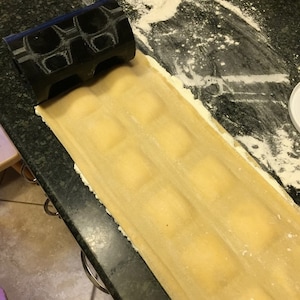 Ravioli Roller / rolling pin