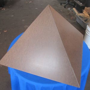 Pyramid: The Jumbo Giza Hardboard Pyramid