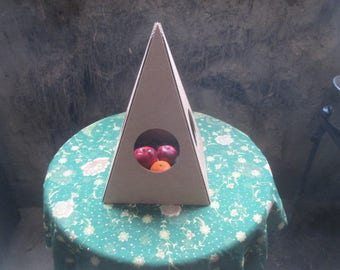 Cardboard Pyramid: The Open Nubian Fold-up Cardboard Pyramid