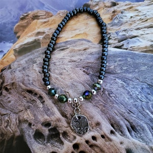 Gunmetal And Green Pendant Stretch Bracelet