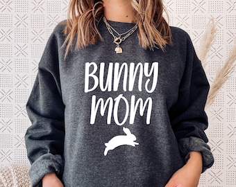 Bluza z nadrukiem Bunny Mom, Bunny Mama, sweter z nadrukiem Rabbit Mom, koszulka z królikiem, koszulki z królikiem, króliki, prezenty dla królików, prezent dla miłośnika królików, prezent dla właściciela królika