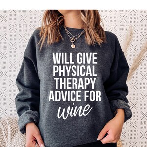 Physiotherapeut Sweatshirt, Physiotherapie Geschenke, Physiotherapeut Geschenk, PT Abschluss Geschenk, Physiotherapie Assistent Sweatshirts