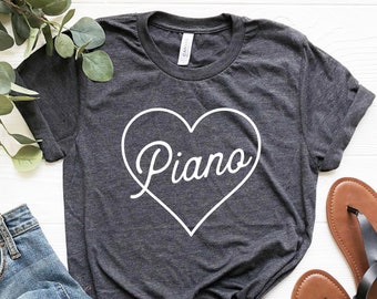 Camiseta Coração de Piano, Camiseta de Piano, Presentes para Pianistas, Camiseta para Pianista, Presente para Professor de Piano, Camisetas para Tocadores de Piano, Presente para Amantes de Música e Piano