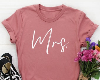 ミセスシャツ、婚約祝い、新婚祝い、未来のミセスシャツ、新妻Tシャツ、花嫁シャツ、花嫁になる人Tシャツ、ブライダルパーティー