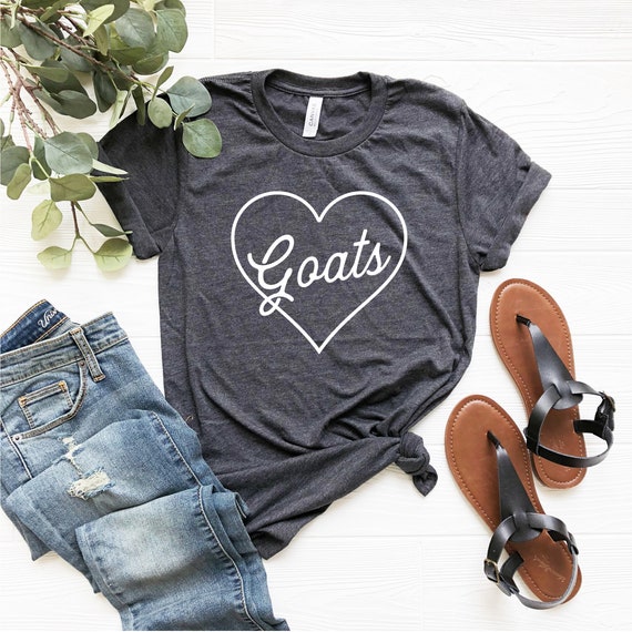 Goats Heart Shirt, Goats Shirt, Goat T-shirt for Women, Goat lover gifts, Goat Gifts for Goat lovers gift, Goat mom Shirt, Goat Mama Shirt