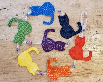 Kitty cat chain wall hanging. 7 cute kitty cats