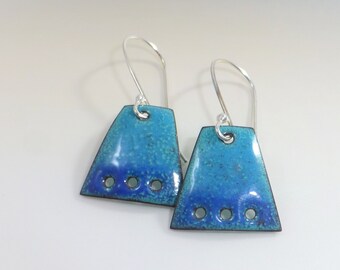 Geometric enameled earrings in blues