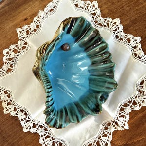 Vintage Majolica style Shell Shaped Trinket Dish in Barbotine Glaze