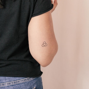 Trefoil Knot Temporary Tattoo (Set of 3)