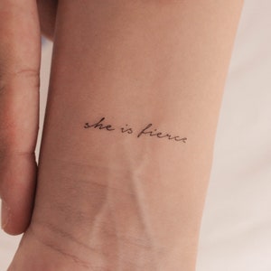 Sie ist heftig, temporäres Tattoo (3er Set)