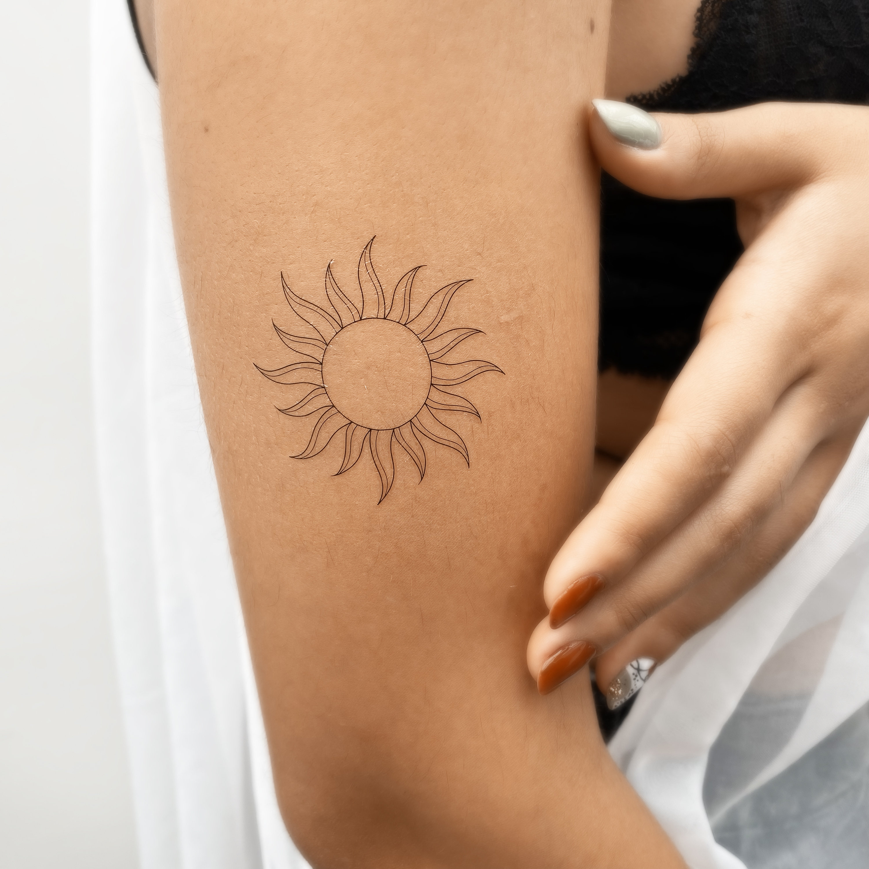 Fine Line Sun Temporary Tattoo set of 3 - Etsy UK Fine Line Sun Temporary Tattoo set of 3 - Etsy UK