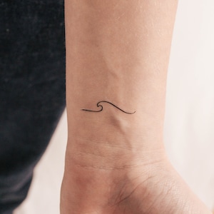 Minimalist Wave Temporary Tattoo (Set of 3)
