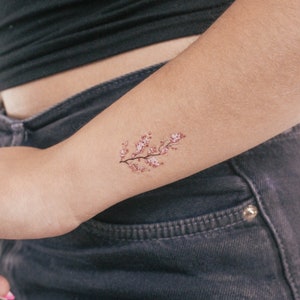 Tatuaggio temporaneo con ramo di ciliegio (set di 3)