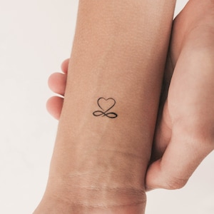 Tatuaje temporal del corazón infinito (conjunto de 3)