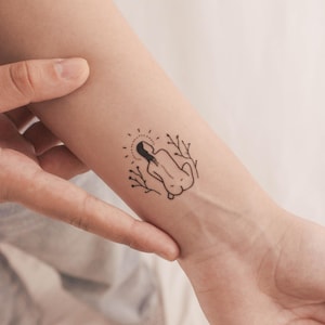 Back Of A Woman Temporary Tattoo (Set of 3)