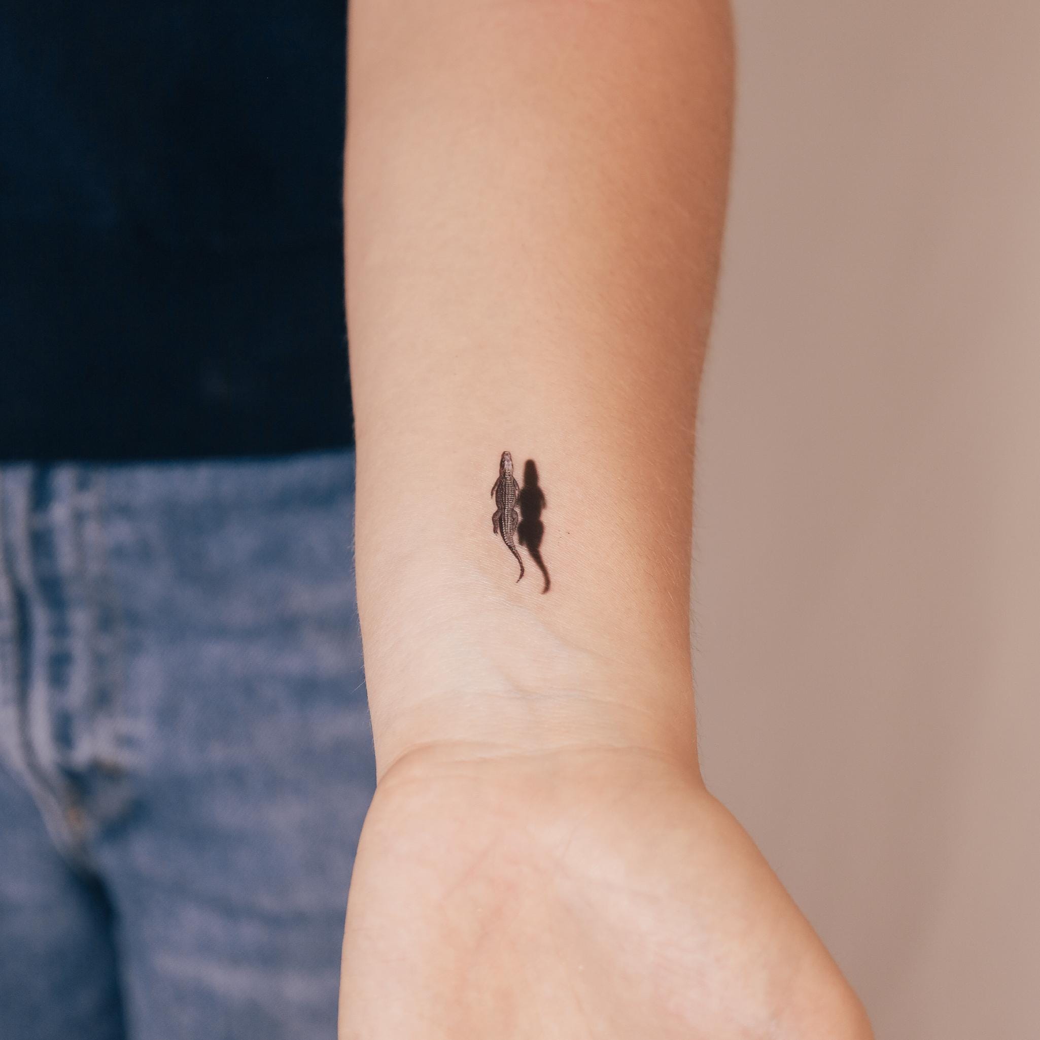 Alligator and Shadow Temporary Tattoo (set of 3) - Etsy, image size:2050x2050