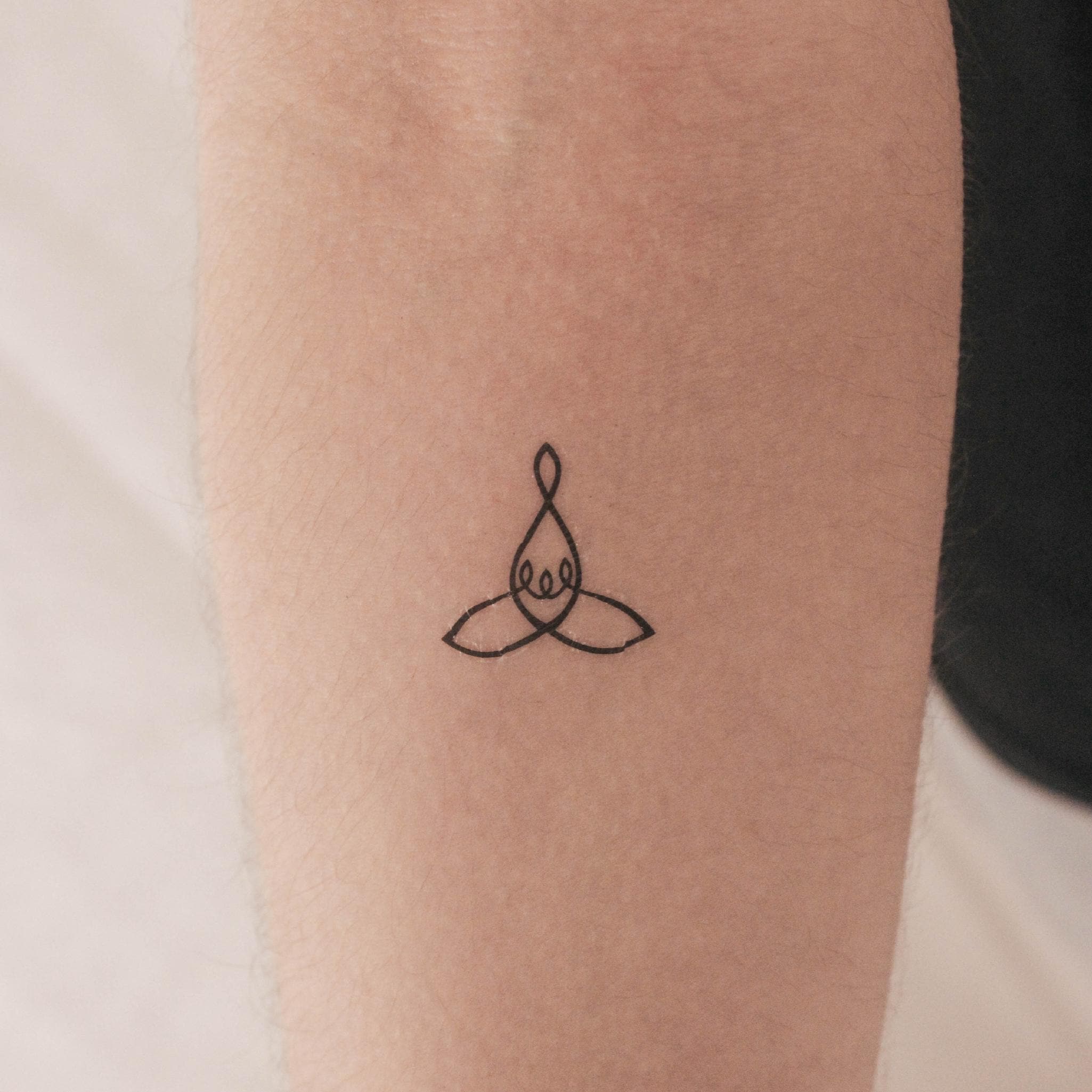 Mother of 3 Minimalist Tattoo Idea