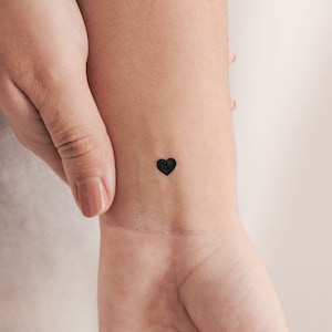 Kleines schwarzes Herz temporäres Tattoo (3er Set)