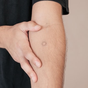 Fine Line Sun Temporary Tattoo (Set of 3)