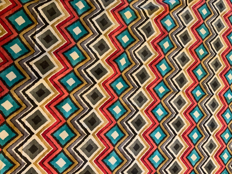 HGTV Fabric Like A Diamond Design Authentic 2.5 Yard selling whole lot
