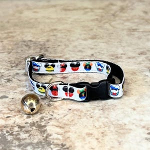 Multiple Cartoon Character Logo 3/8 Inch Cat Collar With or Without Breakaway Buckle and Jingle Bell