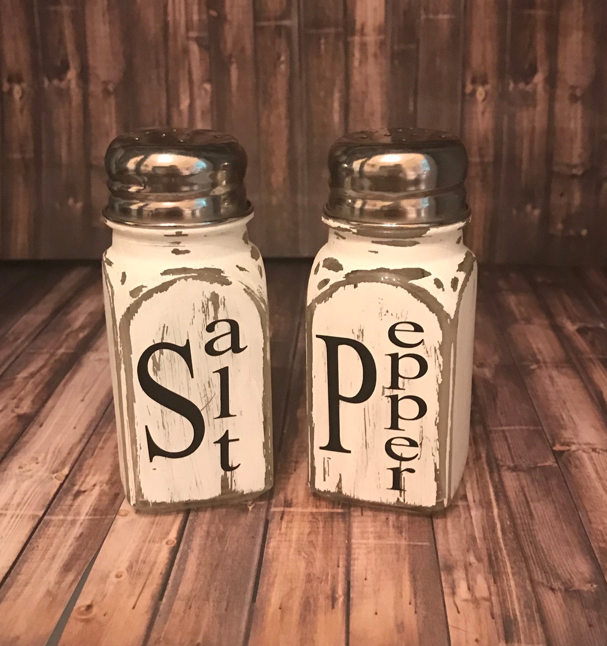 Rustic salt and pepper shaker set farmhouse decor salt and pepper shakers