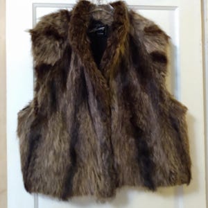 Vintage Unisex Designer Raccoon Fur Vest w/Side Zipper size 3XL- &quot;Sold As Is&quot;