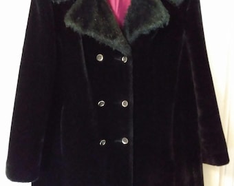 Vintage Women's Double Breasted Faux Fur Coat w/Decorative Buttons size M/L