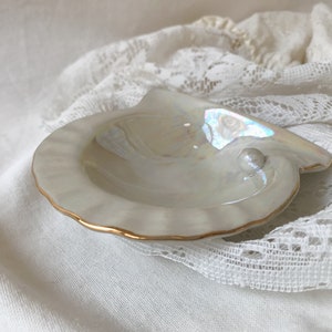 Vintage MIKIMOTO PEARL ISLAND Shell Shaped Dish/Ashtray, Ceramic Jewelry Dish, Jewelry Tray, Decorative Small Dish image 4