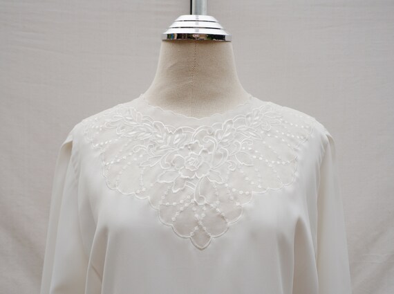 Vintage Off White Long Sleeves Blouse With Floral… - image 4