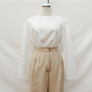 Vintage Off White Long Sleeves Blouse met bloemen geborduurde, romantische blouse, jaren &#39;80 blouse, vintage vrouwen top, vrouwelijke blouse