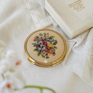 Austria petit point - Etsy 日本