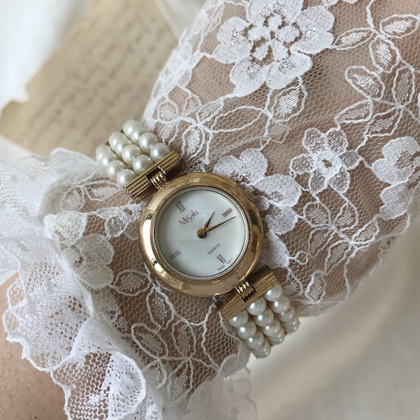 RARE Vintage Misaki Gold Tone Metal And Handmade Pearls Women Watch, Mother of Pearl Dial, Quartz SWISS Movt, Ladies Pearls Bracelet Watch