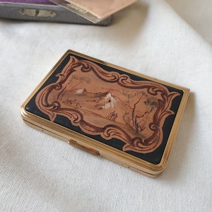 Vintage New Light Gold Tone Metal Compact With Hand Carved Leather, Vintage Compact Powder, Ladies Compact, Collectible Compact
