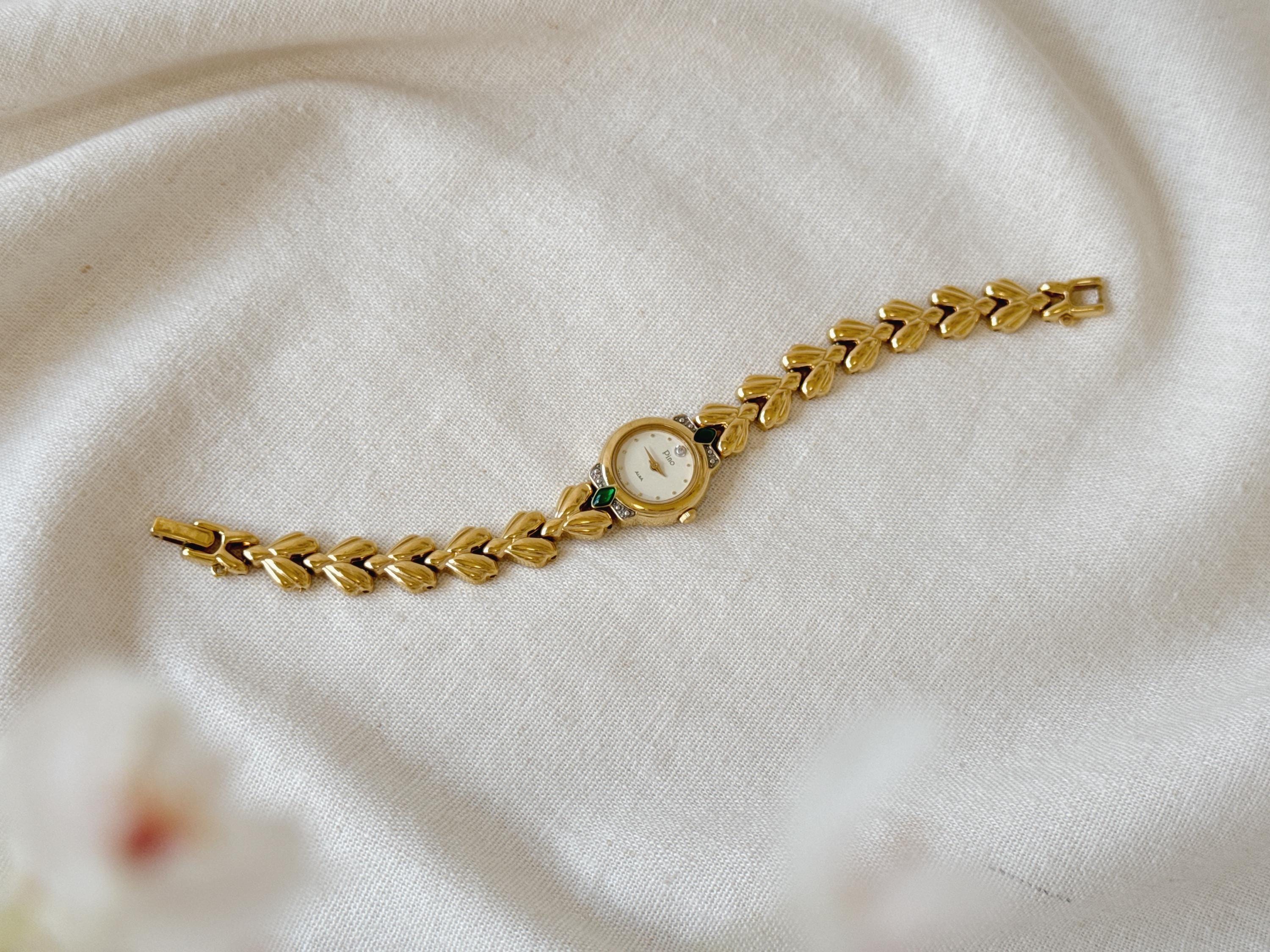 Vintage PINO ALBA Gold Tone Metal With Gemstone Women's Bracelet