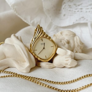 Vintage SEIKO Gold Plated Pendant Watch With Chain Necklace, Seiko Watch Japan, Quartz Movement, Classic Watch Necklace
