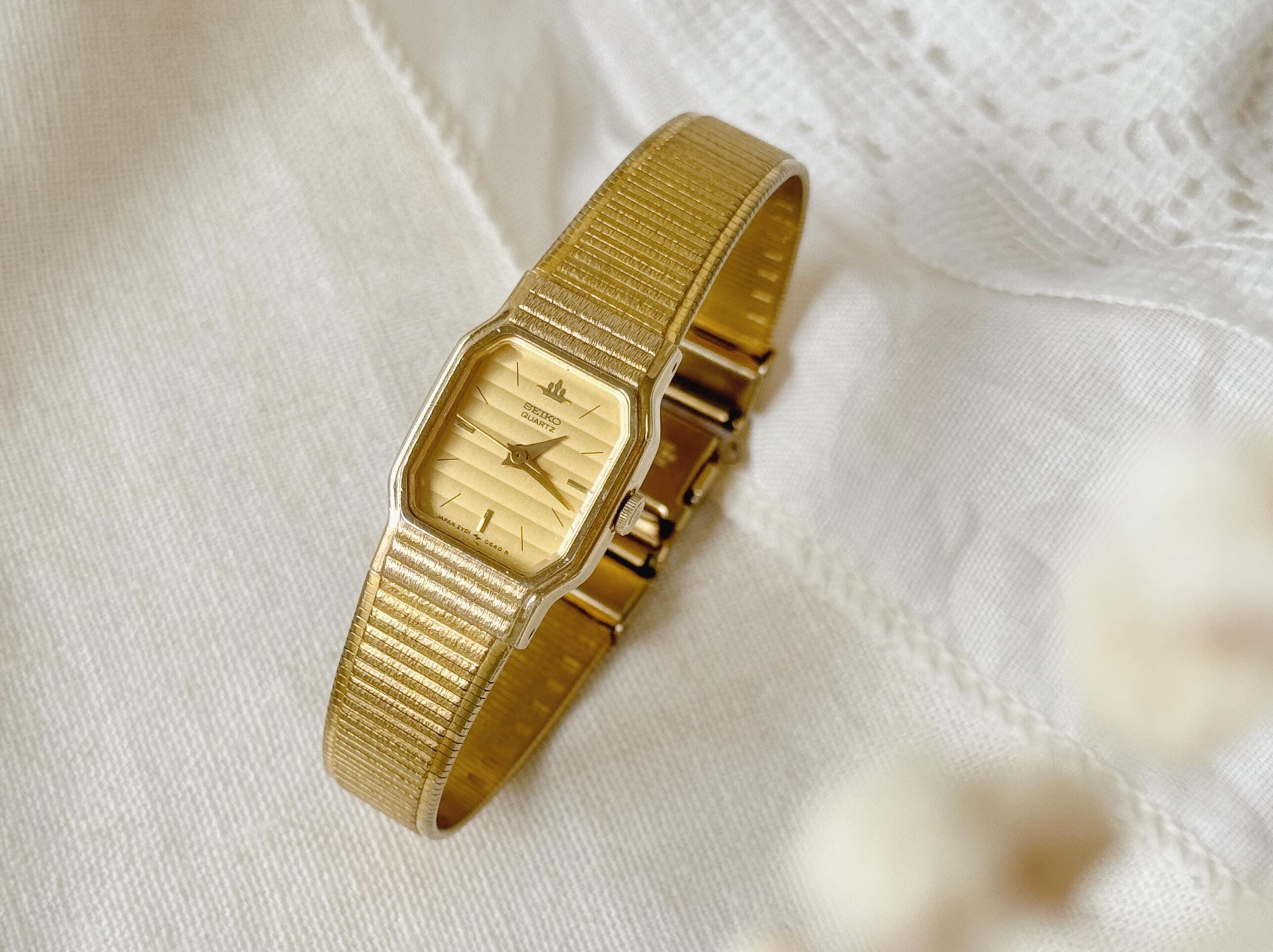 Vintage Seiko Gold Tone Women