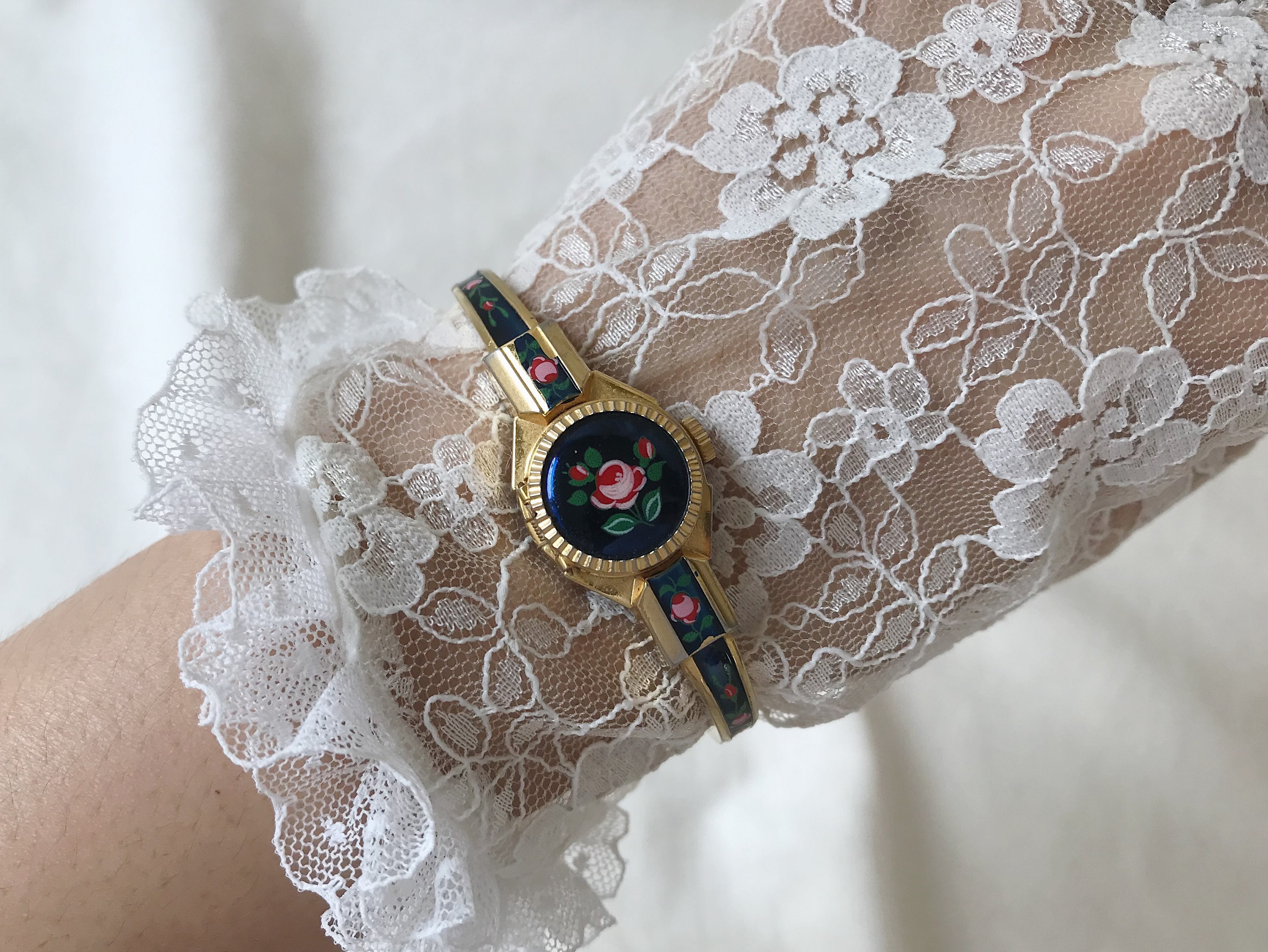 Vintage FELICITAS NEUCHATEL Gold Tone Metal Pendant Watch